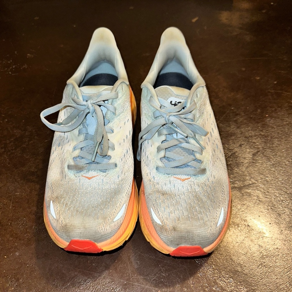 Size 7 Clifton 8 Hokas - A little dirty but CAN be cleaned. No tears or wear